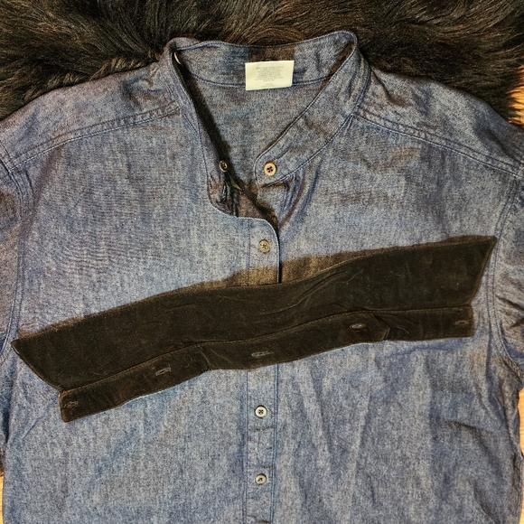 Denim Chambray Shirt with Reversible Removable Embroidered Velvet Collar Size L - Picture 8 of 12